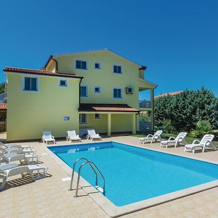 1 Bedroom Beautiful Apartment In Poreč Zewnętrze zdjęcie